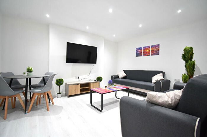 1 Bedroom Flat To Rent In Belsize Lane, London, NW3