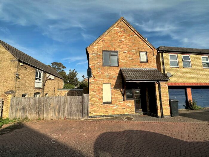 1 Bedroom Detached House To Rent In Hildred Court, Ramsey, PE26