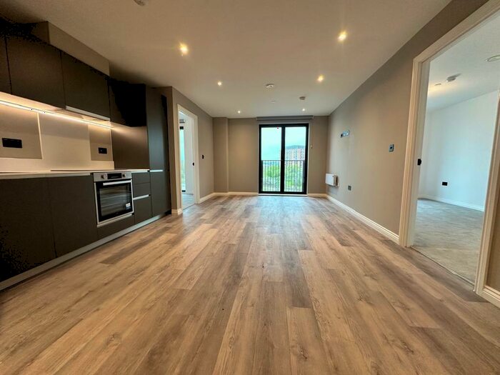 2 Bedroom Apartment To Rent In Springwell Gardens, Springwell Road, Leeds, LS12