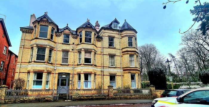 2 Bedroom Apartment To Rent In Park Terrace, Llandrindod Wells, Powys, LD1