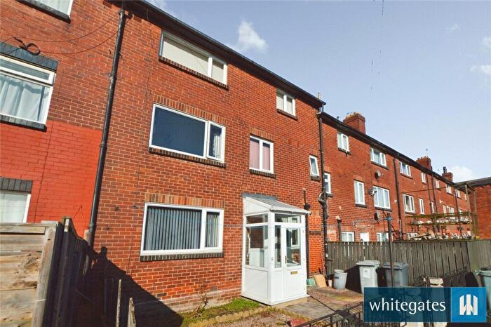 4 Bedroom Terraced House For Sale In Colwyn Place, Leeds, West Yorkshire, LS11
