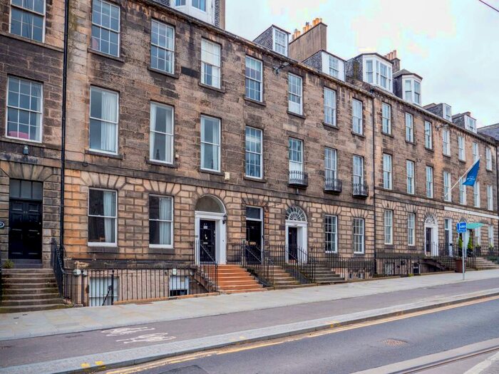 9 Bedroom Property To Rent In York Place Edinburgh United Kingdom, EH1