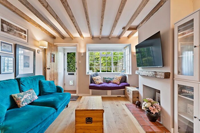 2 Bedroom End Of Terrace House For Sale In Albion Cottages, Cookham, SL6