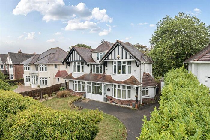 5 Bedroom Detached House For Sale In Littledown Drive, Bournemouth, BH7