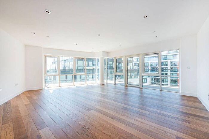 2 Bedroom Flat To Rent In Longfield Avenue, Ealing, London, W5