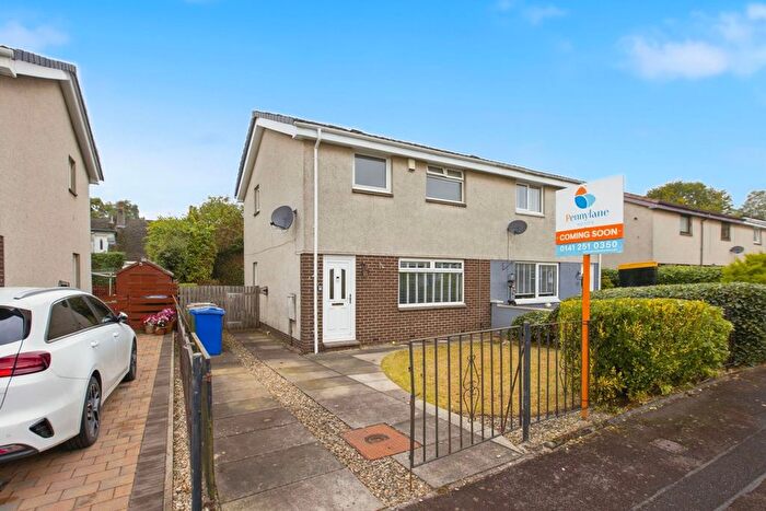 3 Bedroom Semi-Detached House For Sale In Aranthrue Crescent, Renfrew, PA4