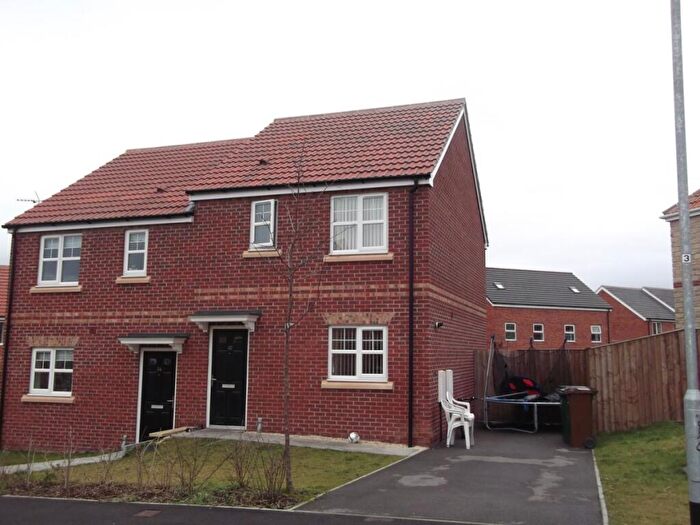 3 Bedroom Semi-Detached House To Rent In Joseph Street, Grimethorpe, S72