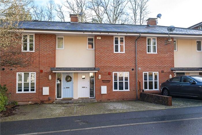 2 Bedroom Terraced House For Sale In Grange Close, Winchester, Hampshire, SO23