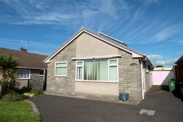 3 Bedroom Bungalow To Rent In St. Davids Close, Worlebury, BS22