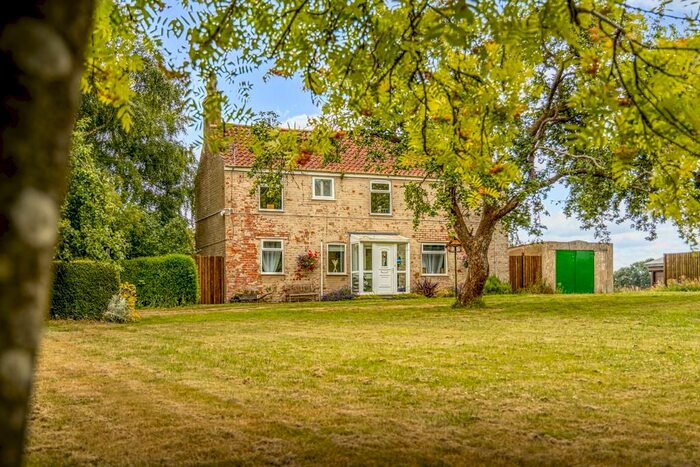 3 Bedroom Detached House For Sale In Windy Ridge, Off Old Fen Bank, Wainfleet, PE24