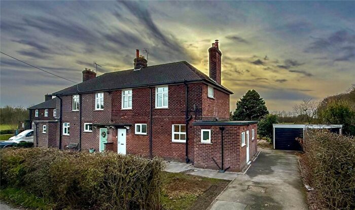 3 Bedroom Semi Detached House To Rent In Paddock Road, Knowsley Park, Prescot, Merseyside, L34