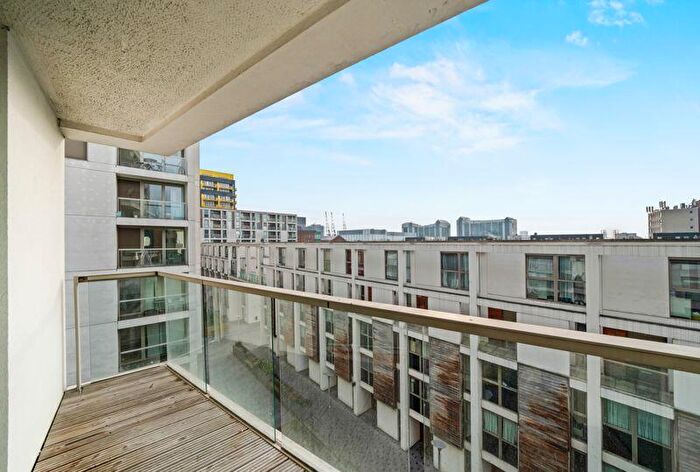1 Bedroom Flat To Rent In Denison House, Lanterns Way, London, E14