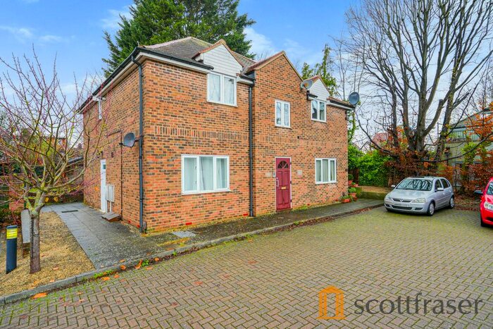 1 Bedroom Flat To Rent In William Kimber Crescent, Headington, Oxford, OX3