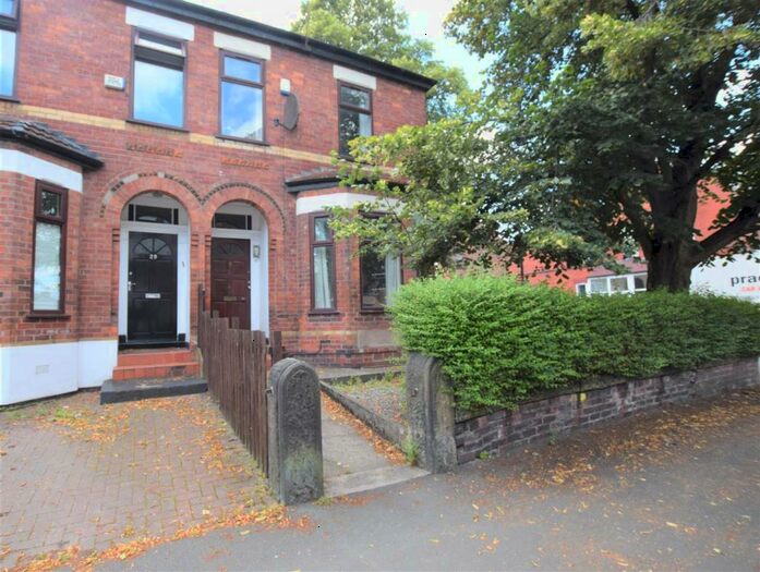 5 Bedroom Semi-Detached House To Rent In Keppel Road, Chorlton, M21