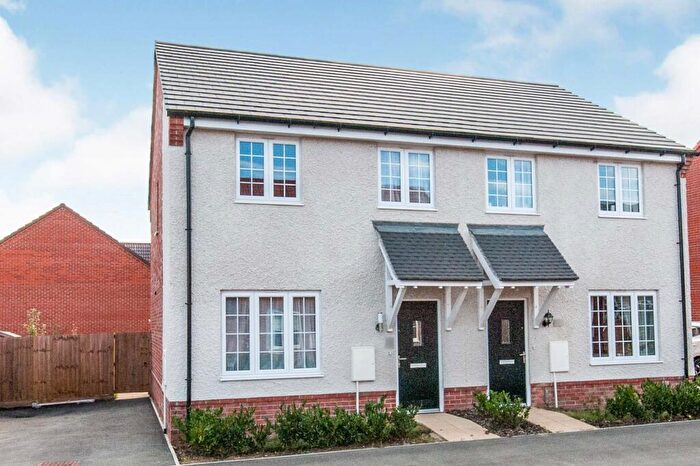 3 Bedroom Semi Detached House To Rent In Oxlip Way, Stowupland, IP14