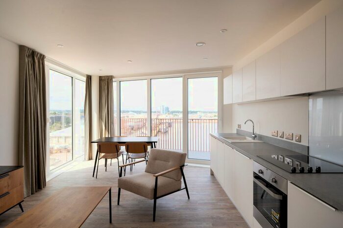 2 Bedroom Flat To Rent In Apartment, The Kell, Gillingham Gate Road, Chatham Docks, Gillingham, ME4