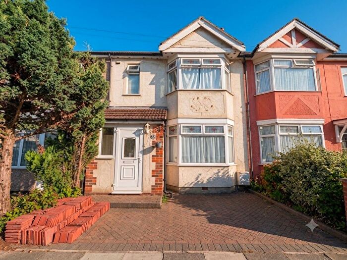 4 Bedroom Terraced House To Rent In Surrey Road, Dagenham, RM10