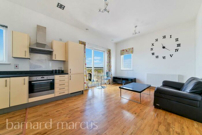 1 Bedroom Flat To Rent In Manor Road, Wallington, SM6