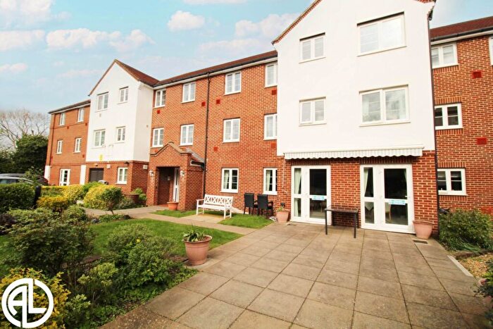1 Bedroom Retirement Property For Sale In Bennett Court, Letchworth Garden City, SG6