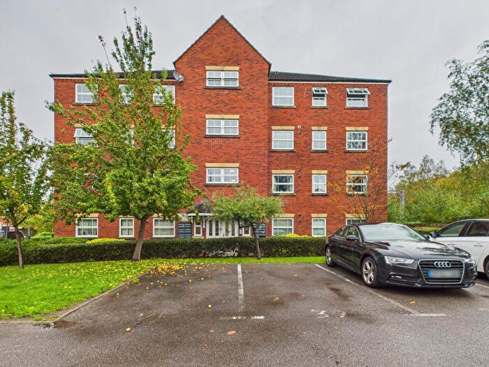 2 Bedroom Flat For Sale In Clarkson Close, Nuneaton, CV11