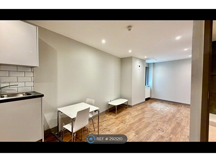 Studio To Rent In Week Street, Maidstone, ME14