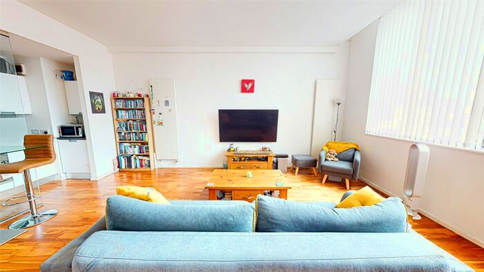 1 Bedroom Flat To Rent In Woodfield Road, Altrincham, WA14