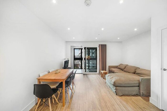 1 Bedroom Apartment To Rent In Wiverton Tower, E1