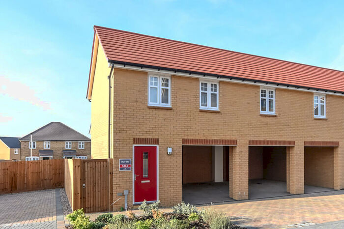 2 Bedroom Property To Rent In Willowsway Road, Wixams, MK42