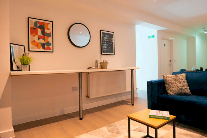 House To Rent In Crofton Street, Manchester, M14