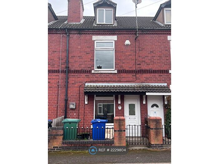 3 Bedroom Terraced House To Rent In Kenneth Avenue, Stainforth, Doncaster, DN7