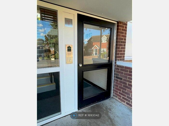 1 Bedroom Maisonette To Rent In Brackleys Way, Solihull, B92