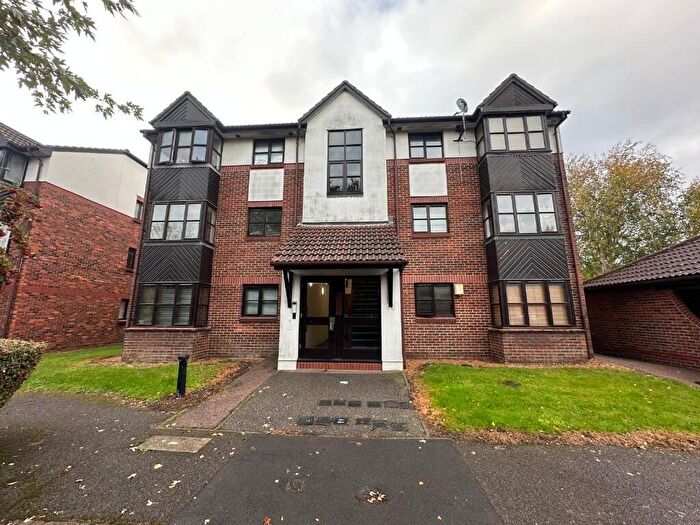 1 Bedroom Flat To Rent In Banner Close, RM19