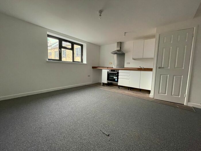 1 Bedroom Flat To Rent In Market Street, Wolverhampton, WV1
