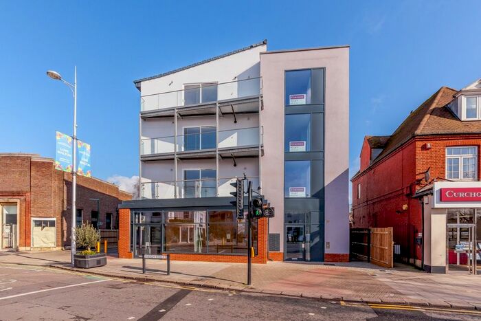 2 Bedroom Property To Rent In High Street, Walton On Thames KT12