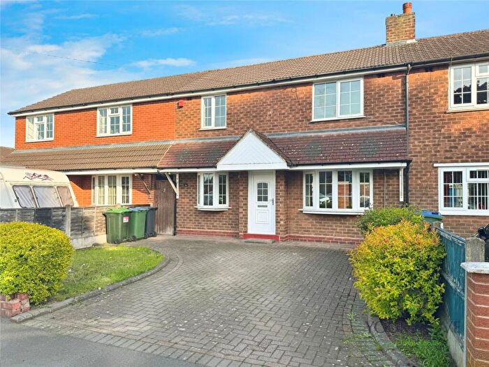 3 Bedroom Terraced House To Rent In Campville Crescent, West Bromwich, West Midlands, B71