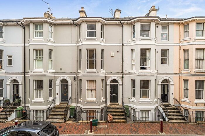 1 Bedroom Flat To Rent In York Road, Tunbridge Wells, TN1
