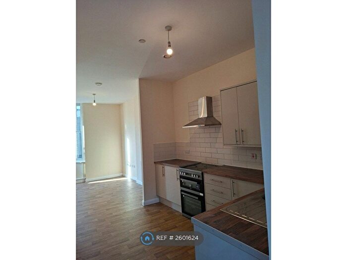 Studio To Rent In Skinner Street, NP20