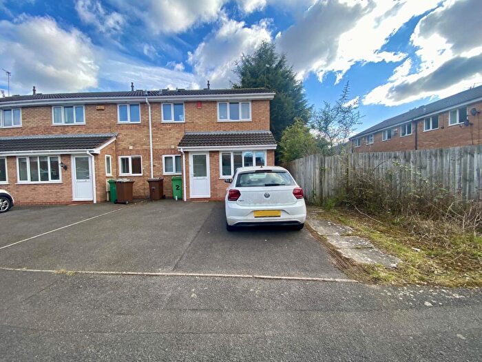 3 Bedroom House To Rent In **£ Pppw** Falcon Close, Lenton, NG7