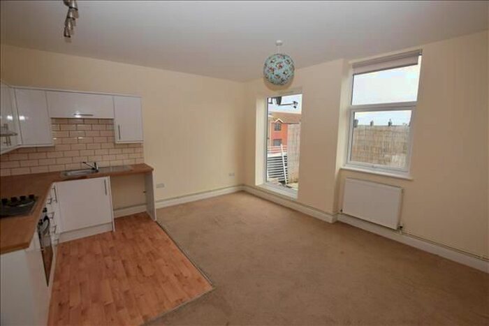 2 Bedroom Flat To Rent In Sedlescombe Road North, St. Leonards-On-Sea, TN37