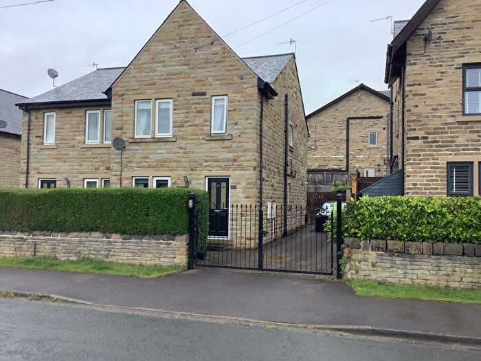 3 Bedroom Semi-Detached House To Rent In Sleningford Road, Bingley, BD16