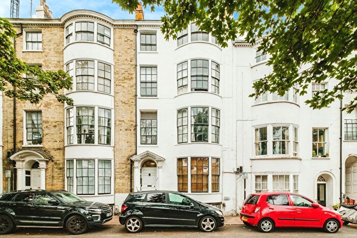 1 Bedroom Flat To Rent In Bedford Row, Worthing, BN11