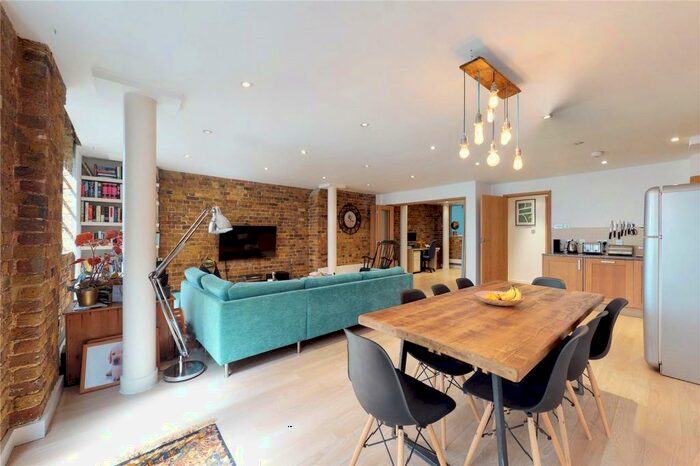 2 Bedroom Apartment To Rent In Leonard Street, Shoreditch, London, EC2A