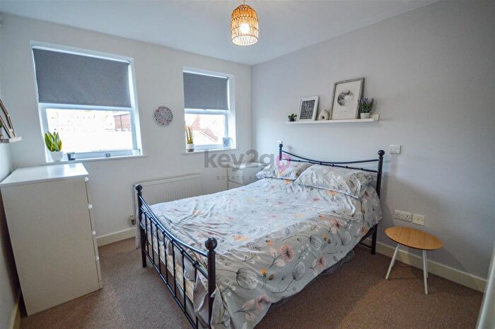 1 Bedroom Flat To Rent In Valley Road, Sheffield, S8
