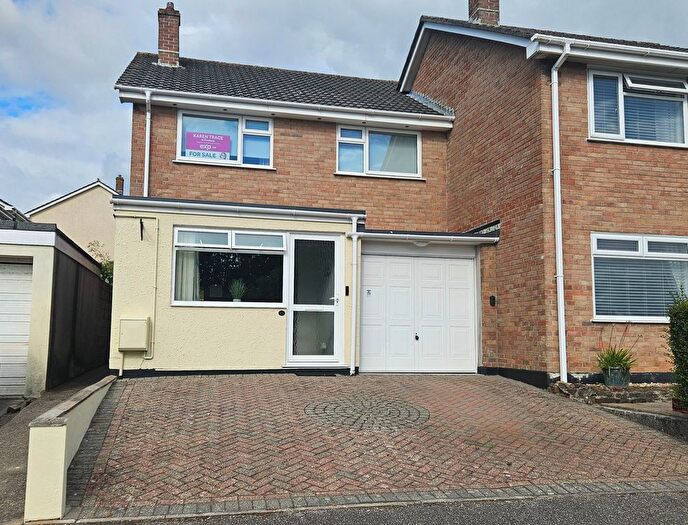 3 Bedroom Semi-Detached House For Sale In Chyandor Close, St. Blazey, Par, PL24