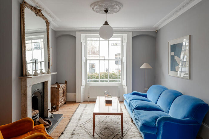 3 Bedroom Terraced House For Sale In London, N1