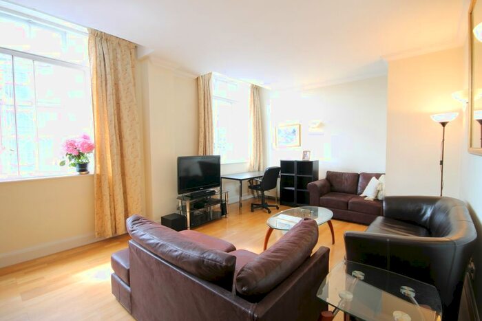 3 Bedroom Flat To Rent In South Block, County Hall, A Belvedere Road, London, SE1