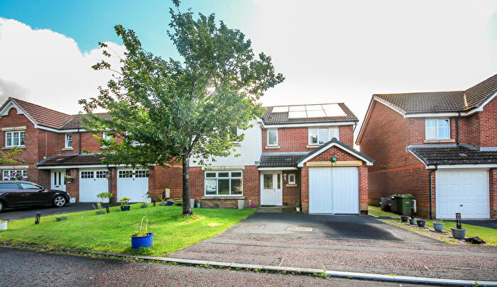 4 Bedroom Detached House To Rent In Chuckethall Place, Deans, Livingston, West Calder, EH54