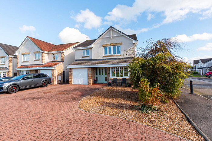 4 Bedroom Detached House For Sale In Woodlea Gardens, Bonnybridge, FK4