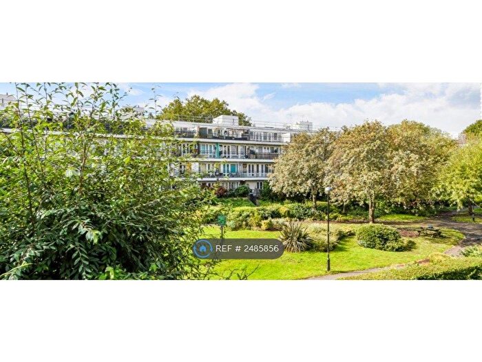 3 Bedroom Flat To Rent In Weedington Road, London, NW5