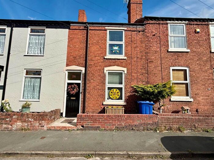 3 Bedroom Terraced House For Sale In George Street, Wordsley, DY8